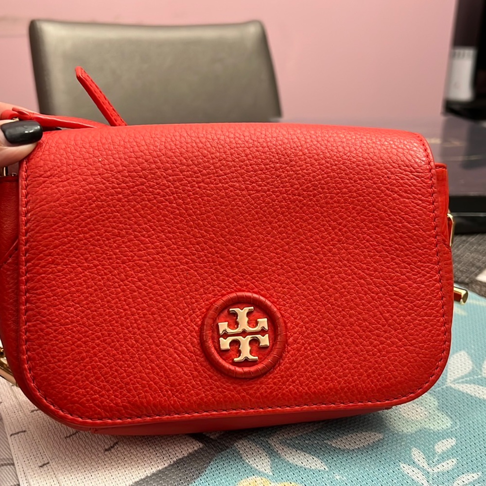 Tory Burch Robinson - Mini Saffiano Leather Crossbody Bag